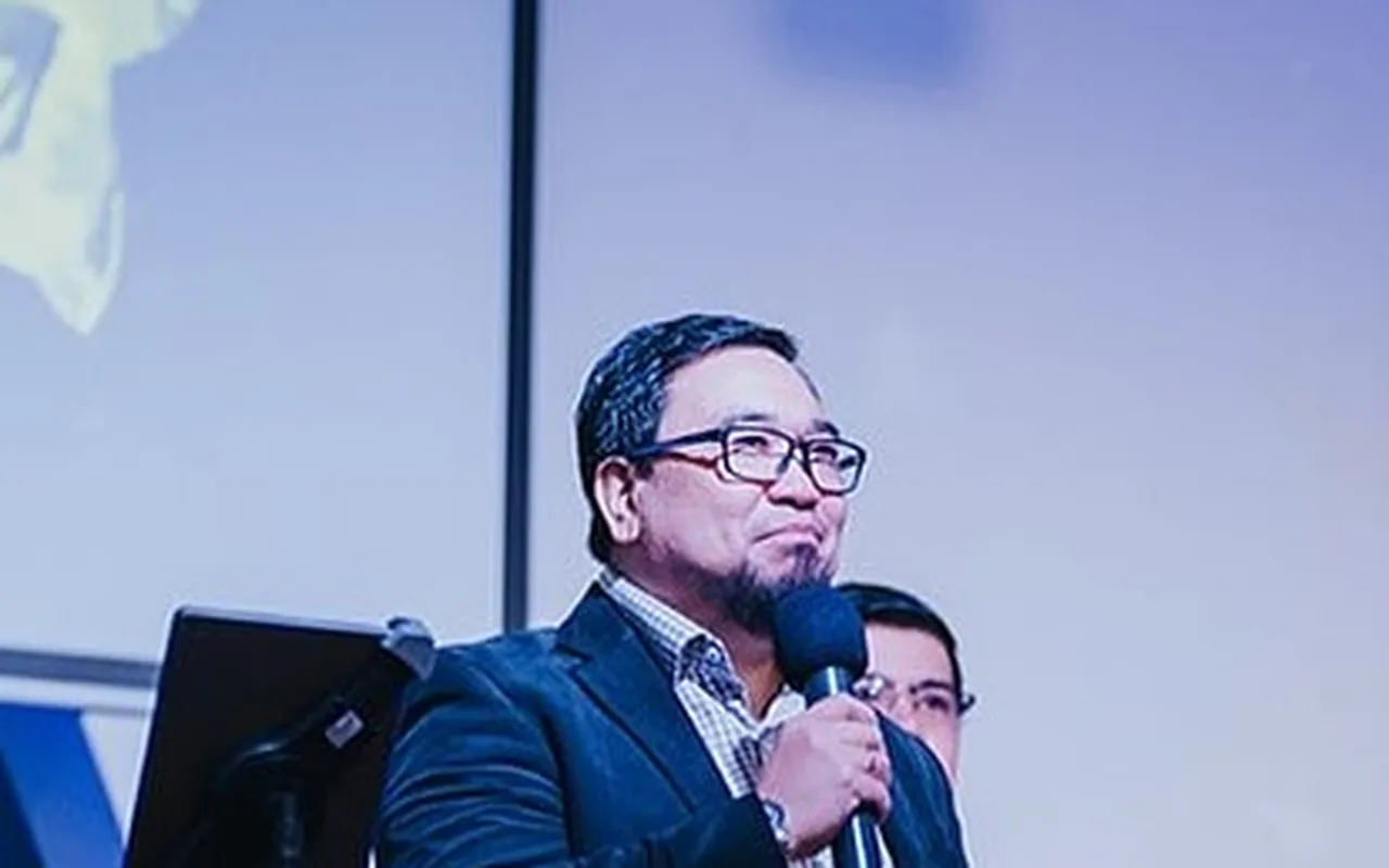 Pastor Clint